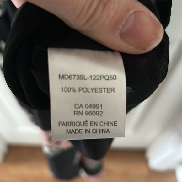 Black Maxi Formal Dress with Rose Pattern - Picture 5 of 6